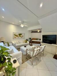 House in a gated community on Juquehy beach CA0311