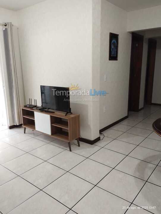 Apartamento para aluguel de temporada em Itapema (Meia Praia)