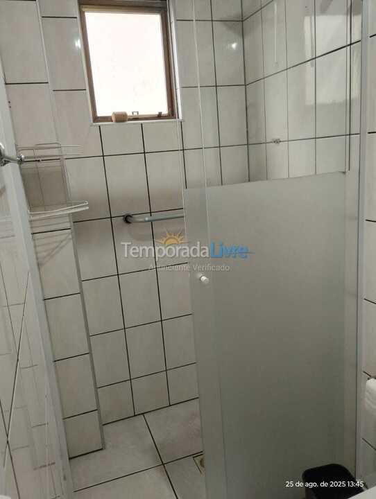 Apartamento para aluguel de temporada em Itapema (Meia Praia)
