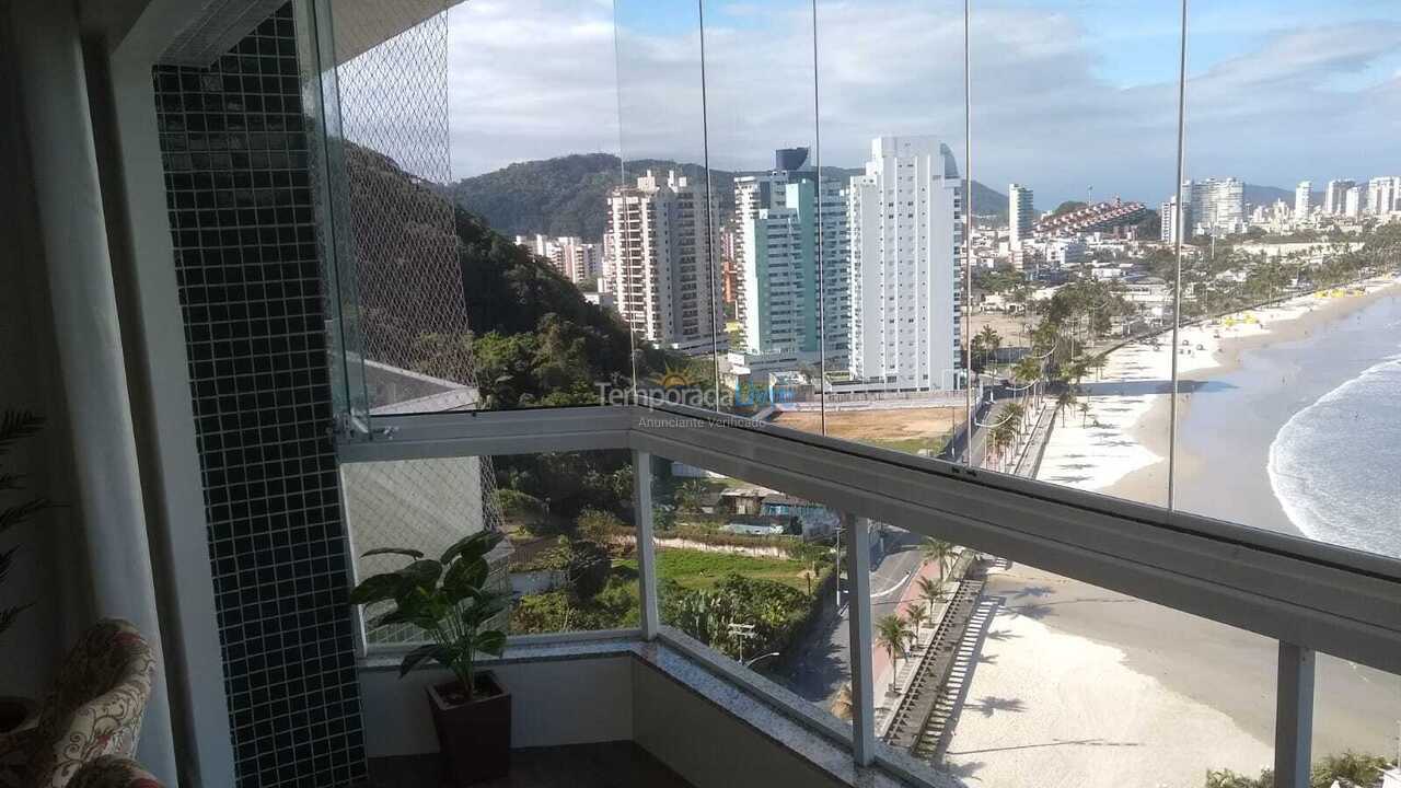 Apartamento para aluguel de temporada em Guarujá (Pitangueiras)