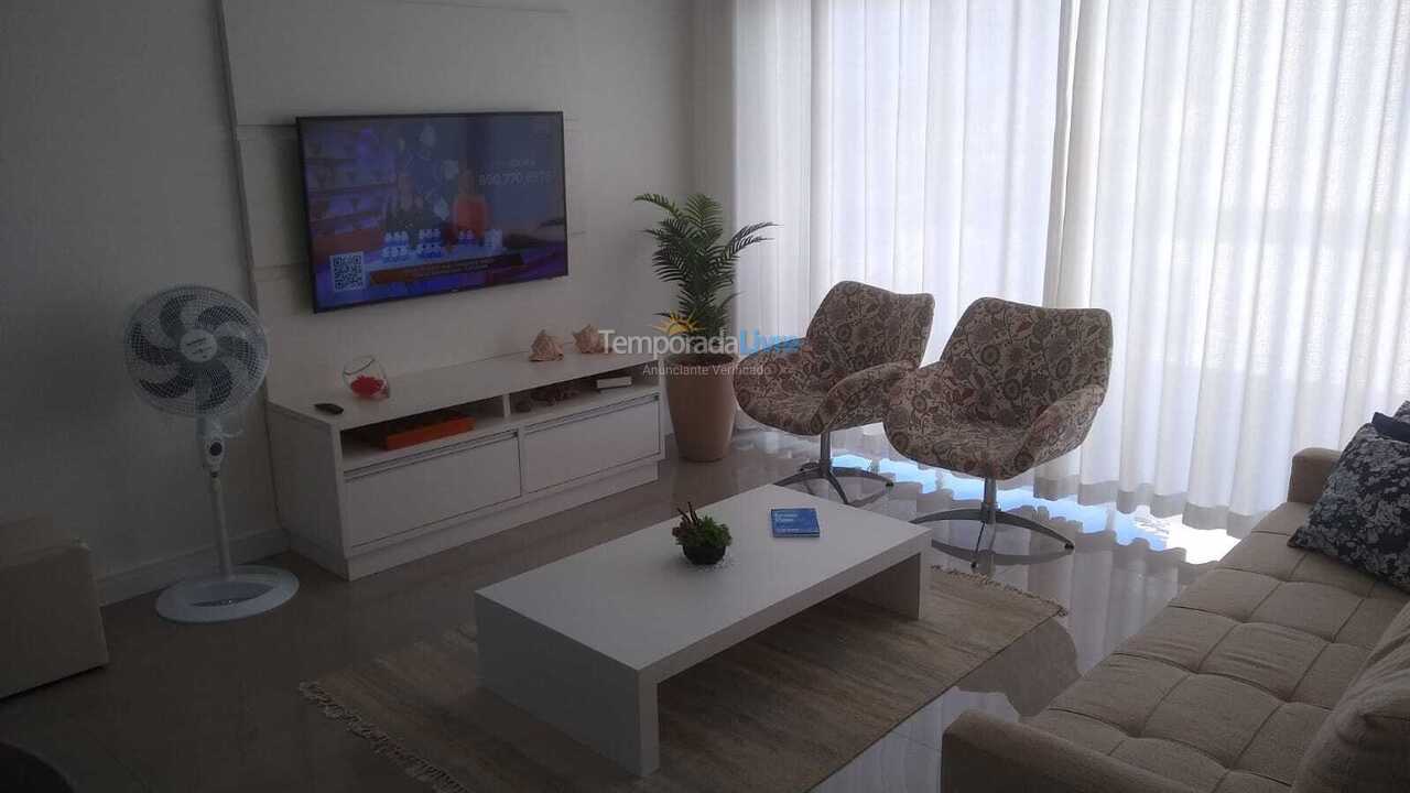 Apartamento para aluguel de temporada em Guarujá (Pitangueiras)