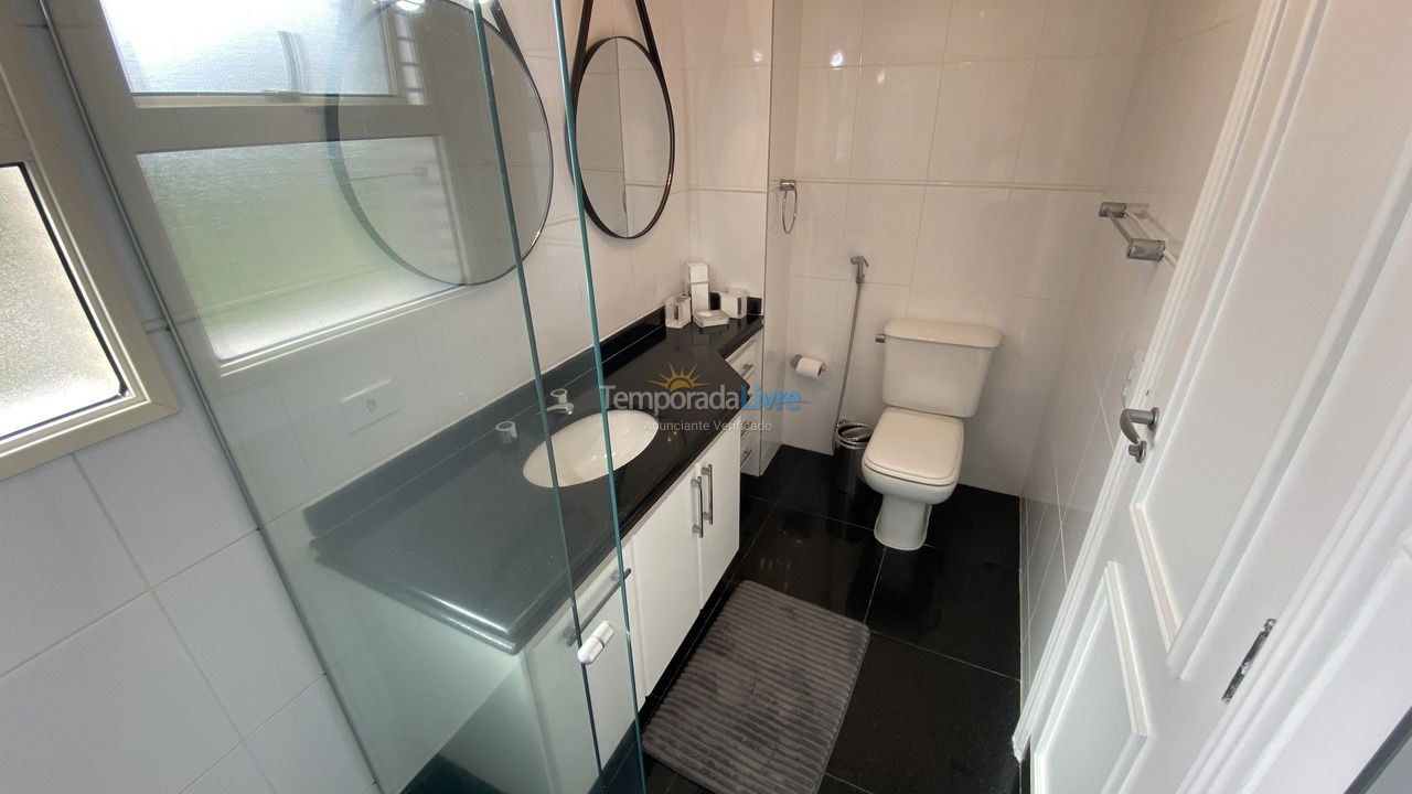 Apartamento para aluguel de temporada em Bertioga (Riviera de São Lourenço)
