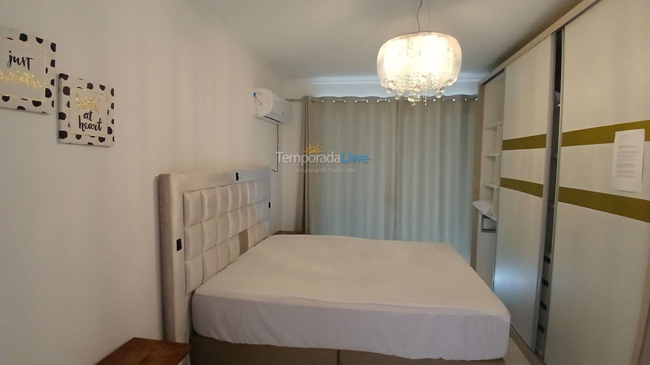 Apartamento para aluguel de temporada em Itapema (Meia Praia)