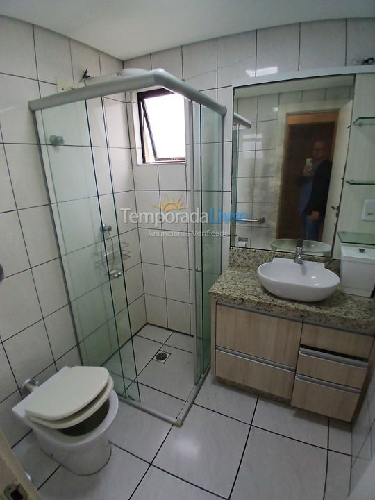 Apartamento para aluguel de temporada em Itapema (Meia Praia)