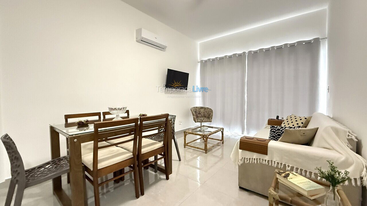 Apartamento para aluguel de temporada em Guarujá (Pitangueiras)
