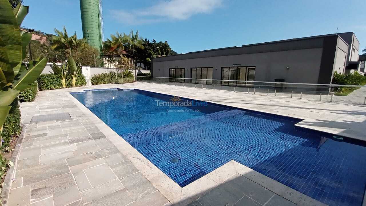 House for vacation rental in São Sebastião (Barra do Sahy)