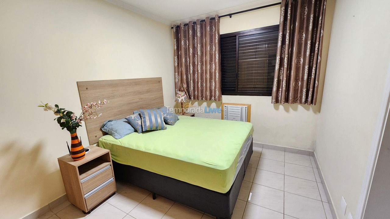 Apartamento para alquiler de vacaciones em Guarujá (Pitangueiras)