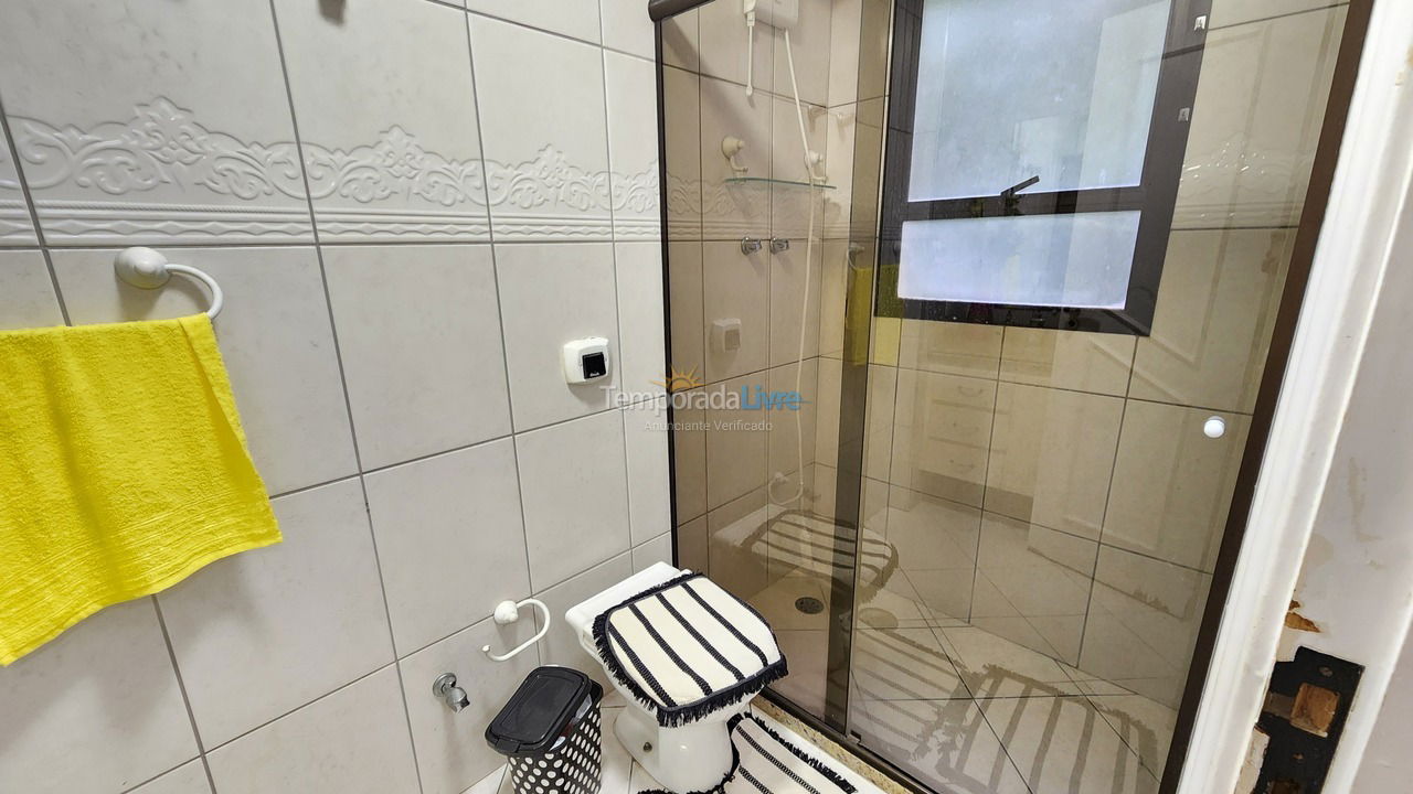 Apartamento para alquiler de vacaciones em Guarujá (Pitangueiras)