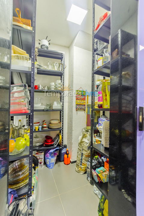 Casa para aluguel de temporada em Rio de Janeiro (Recreio dos Bandeirantes)
