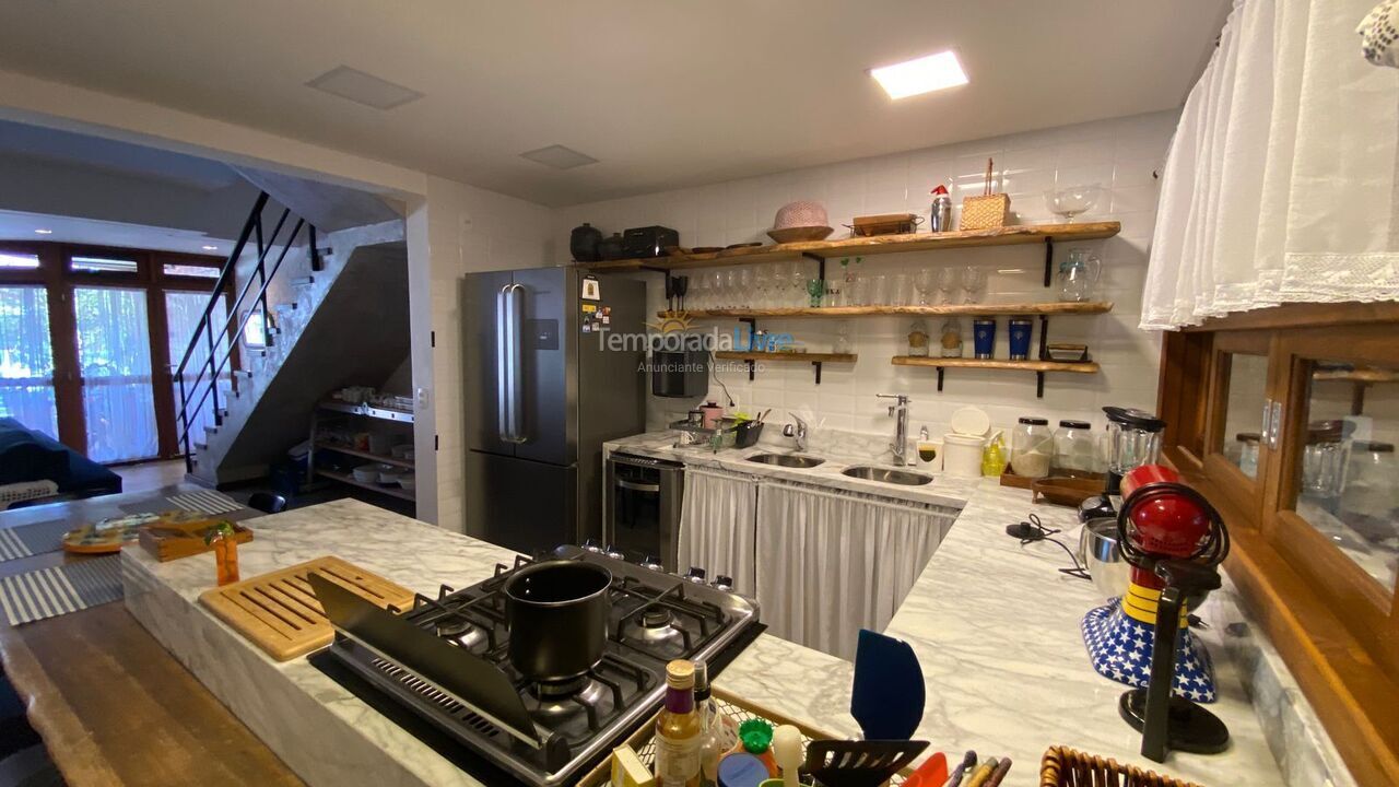Casa para aluguel de temporada em Bertioga (Riviera de São Lourenço)
