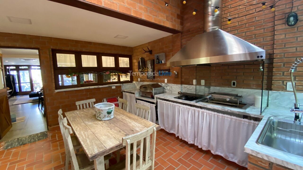 Casa para aluguel de temporada em Bertioga (Riviera de São Lourenço)