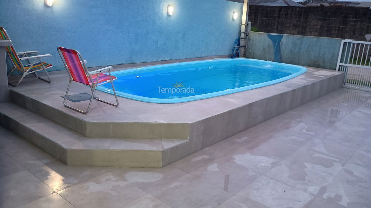 Casa para alquiler de vacaciones em Matinhos (Balneário Currais)