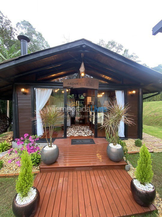 Granja para alquiler de vacaciones em Santo Amaro da Imperatriz (Bairro Pagará)