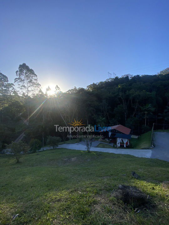 Granja para alquiler de vacaciones em Santo Amaro da Imperatriz (Bairro Pagará)