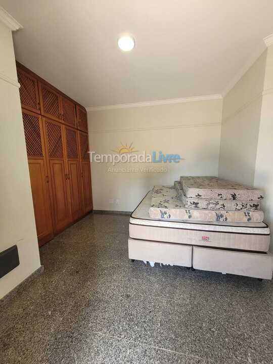 Apartamento para aluguel de temporada em Ubatuba (Praia Grande)