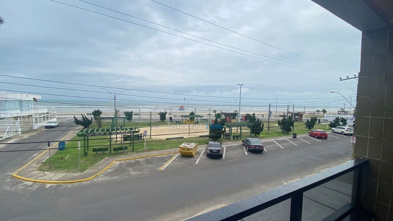 Apartamento para aluguel de temporada em Capão da Canoa (Zona Nova)