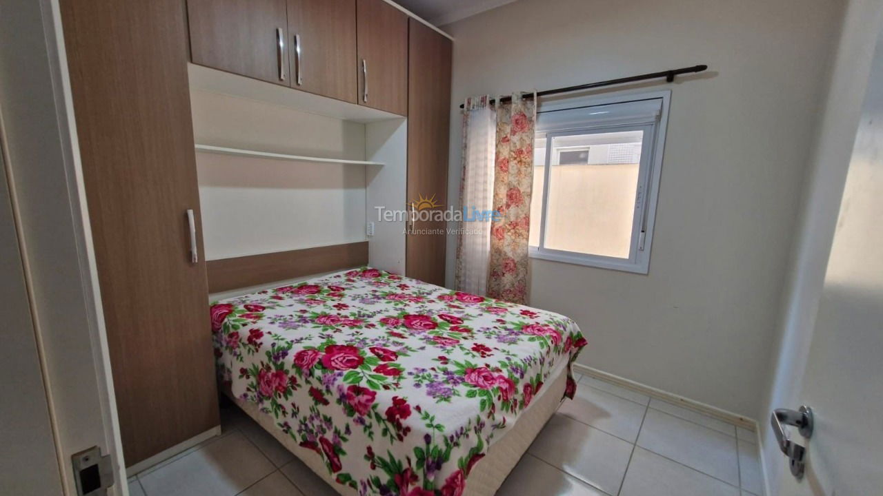 Apartamento para aluguel de temporada em Capão da Canoa (Zona Nova)