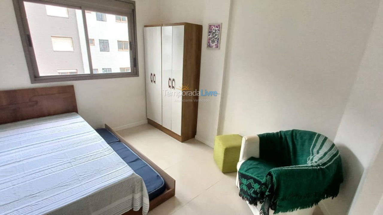 Apartamento para aluguel de temporada em Capão da Canoa (Centro)
