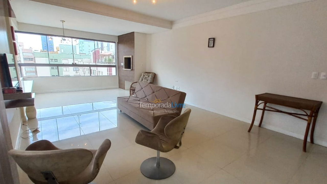 Apartamento para aluguel de temporada em Capão da Canoa (Centro)