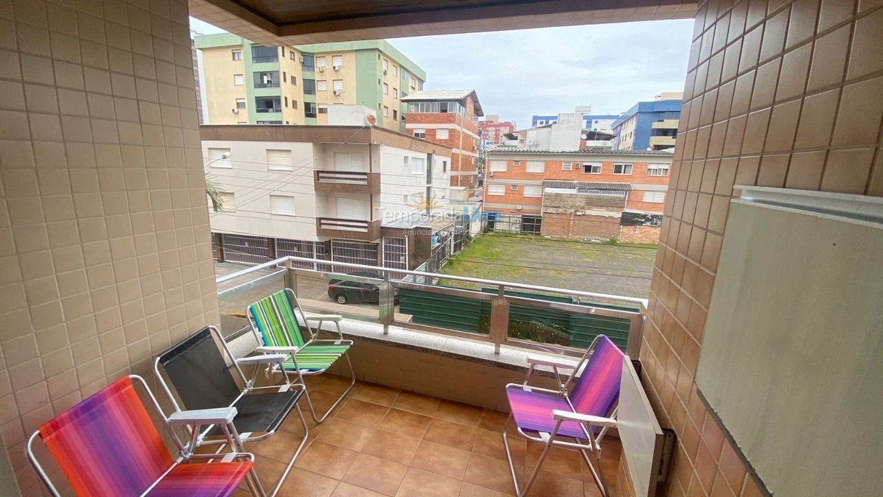 Apartamento para aluguel de temporada em Capão da Canoa (Centro)