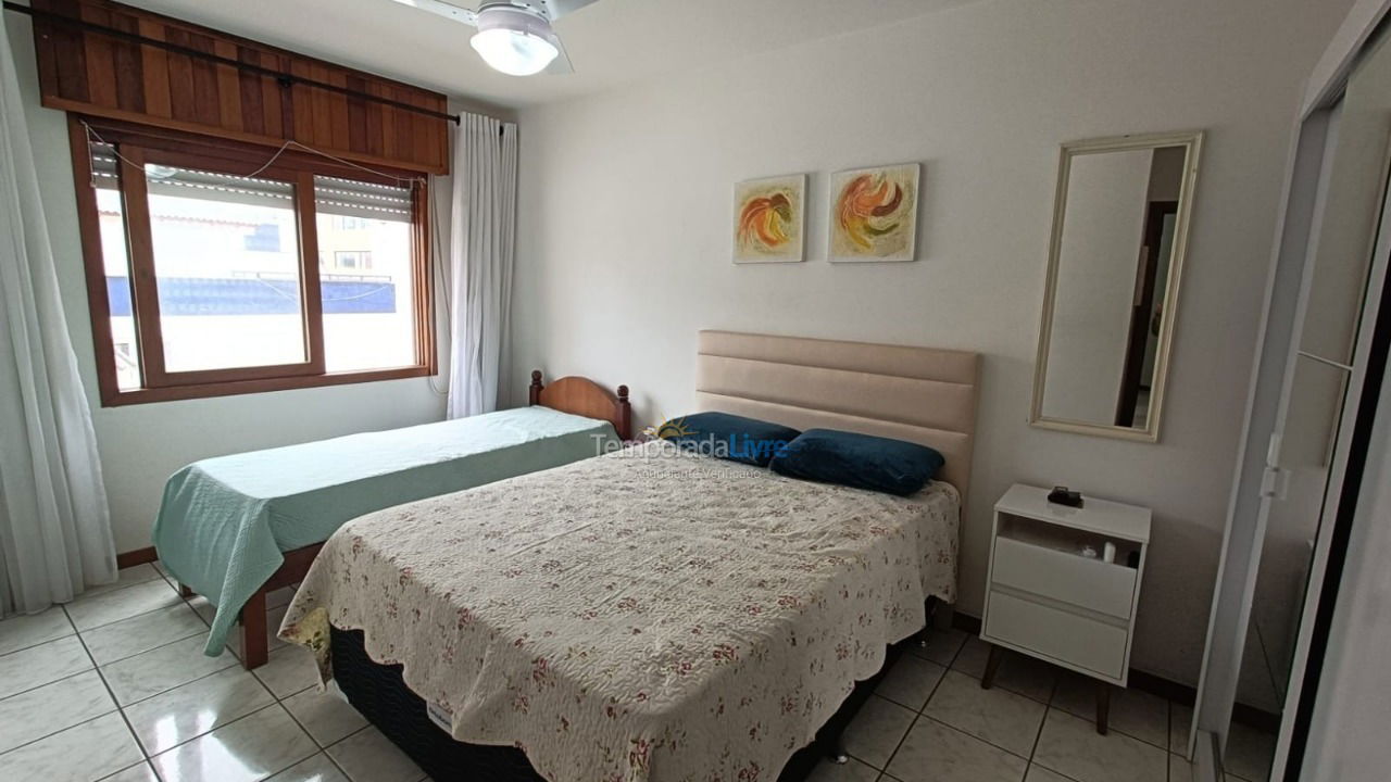 Apartamento para aluguel de temporada em Capão da Canoa (Centro)