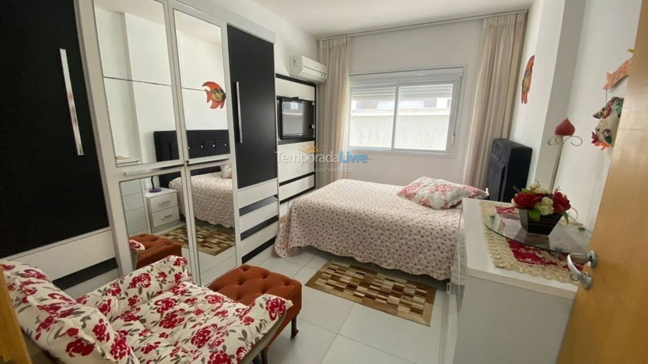 Apartamento para aluguel de temporada em Capão da Canoa (Zona Nova)