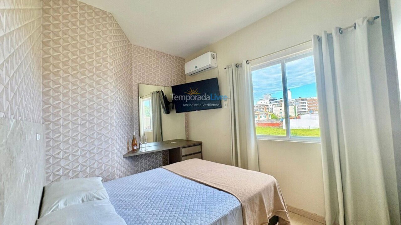Apartamento para alquiler de vacaciones em Bombinhas (Praia de Bombas)