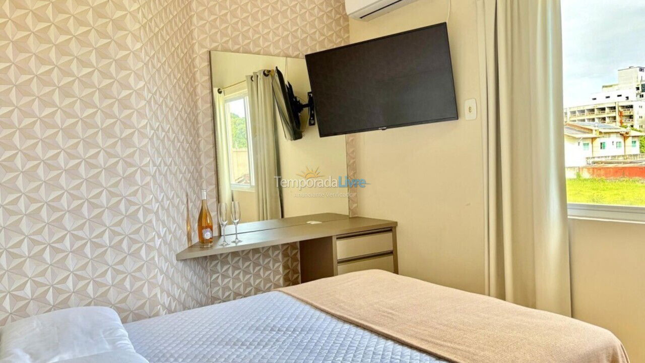 Apartamento para alquiler de vacaciones em Bombinhas (Praia de Bombas)