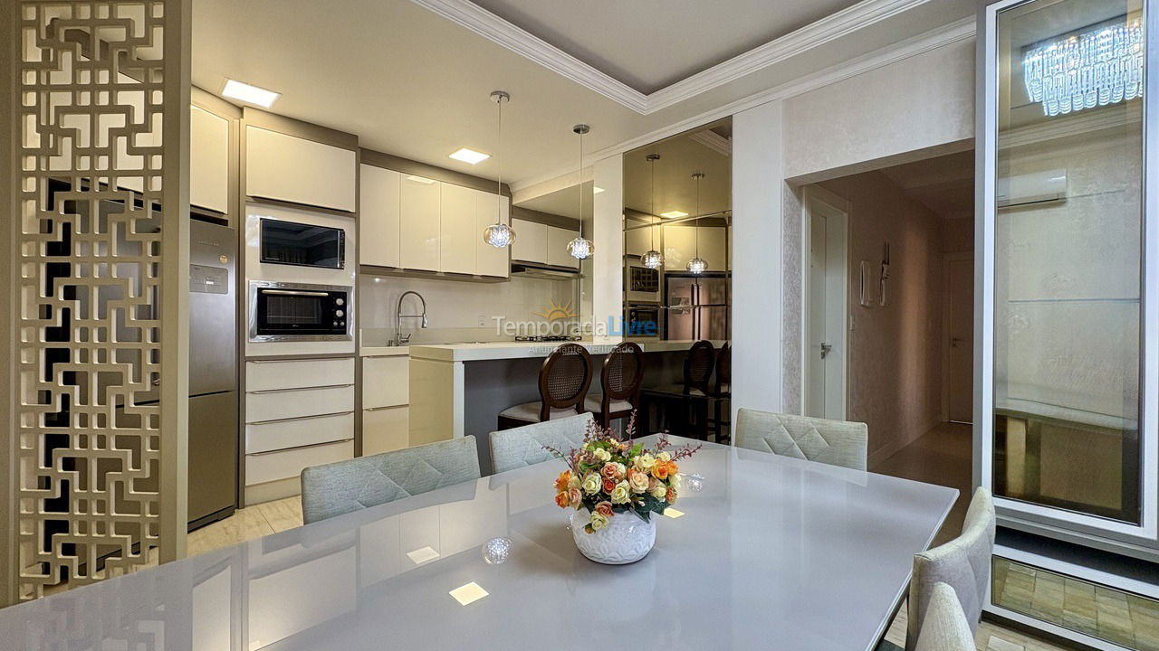 Apartment for vacation rental in Bombinhas (Praia de Bombas)