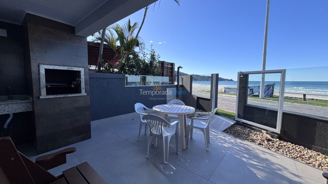 Casa para alquiler de vacaciones em Bombinhas (Praia de Bombas)