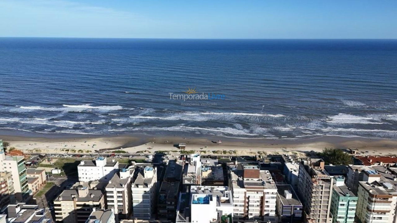 Apartamento para aluguel de temporada em Capão da Canoa (Zona Nova)