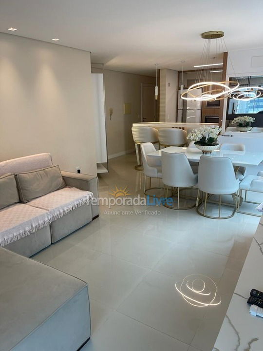 Apartamento para aluguel de temporada em Capão da Canoa (Zona Nova)
