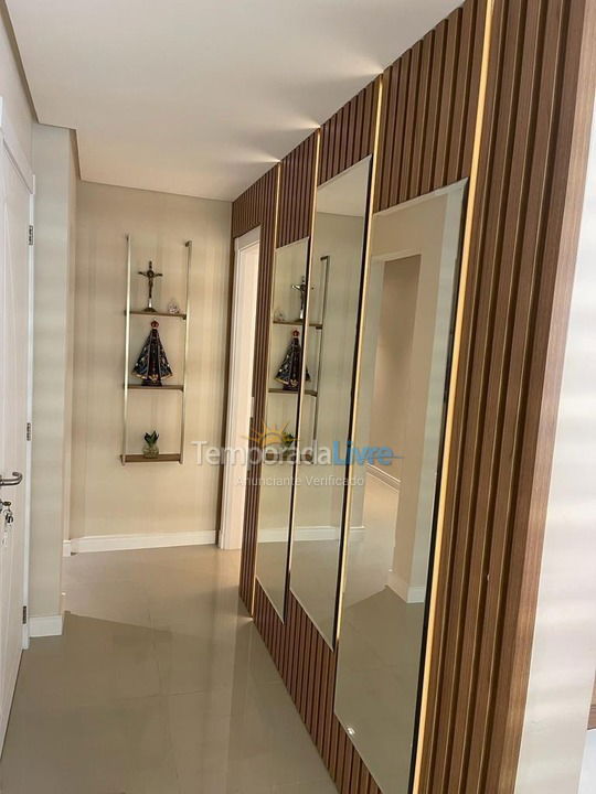Apartamento para aluguel de temporada em Capão da Canoa (Zona Nova)