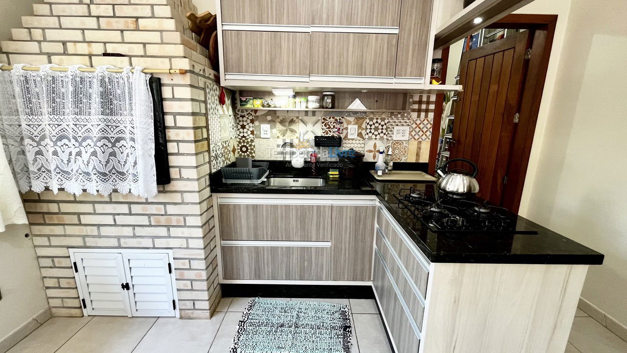 Casa para aluguel de temporada em Florianópolis (Praia da Lagoinha)