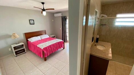 SEASIDE HOUSE 4 SUITES