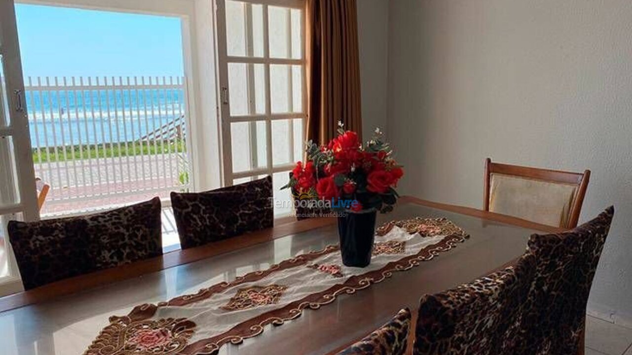 House for vacation rental in Bombinhas (Praia de Bombas)