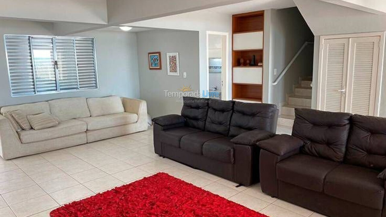 House for vacation rental in Bombinhas (Praia de Bombas)