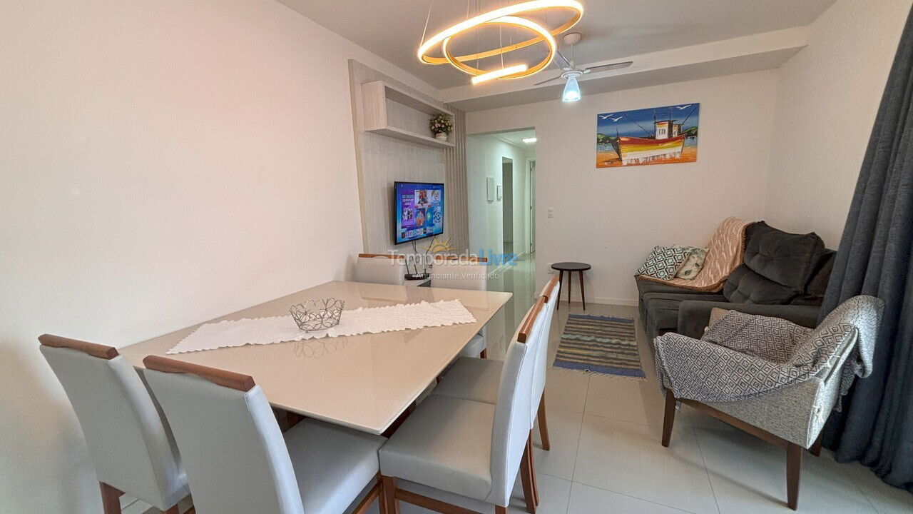 Apartamento para aluguel de temporada em Bombinhas (Praia de Bombas)
