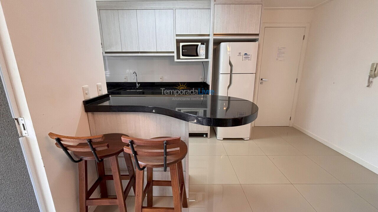 Apartamento para aluguel de temporada em Bombinhas (Praia de Bombas)