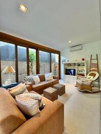 Casa de lujo en condominio en Playa Baleia CA0316