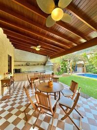Casa de lujo en condominio en Playa Baleia CA0316