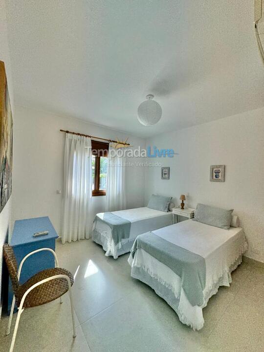 Casa para alquiler de vacaciones em São Sebastião (Praia da Baleia)