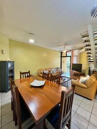 Townhouse in a Condominium on Juquehy Beach CA0004