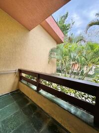 Townhouse in a Condominium on Juquehy Beach CA0004
