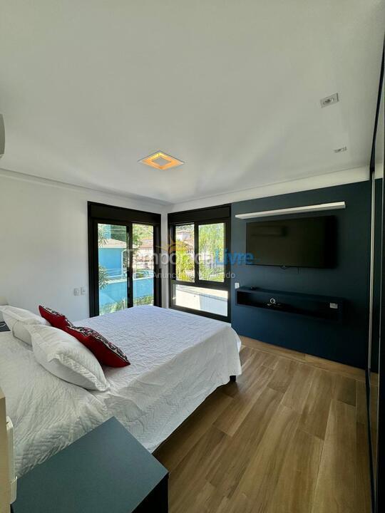 Casa para aluguel de temporada em São Sebastião (Juquehy)