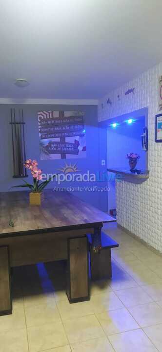 Apartamento para aluguel de temporada em Itapema (Meia Praia)
