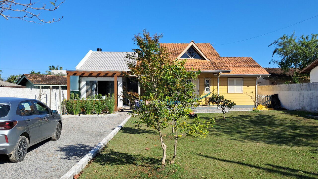 House for vacation rental in Palhoça (Pinheira Mar Aberto)