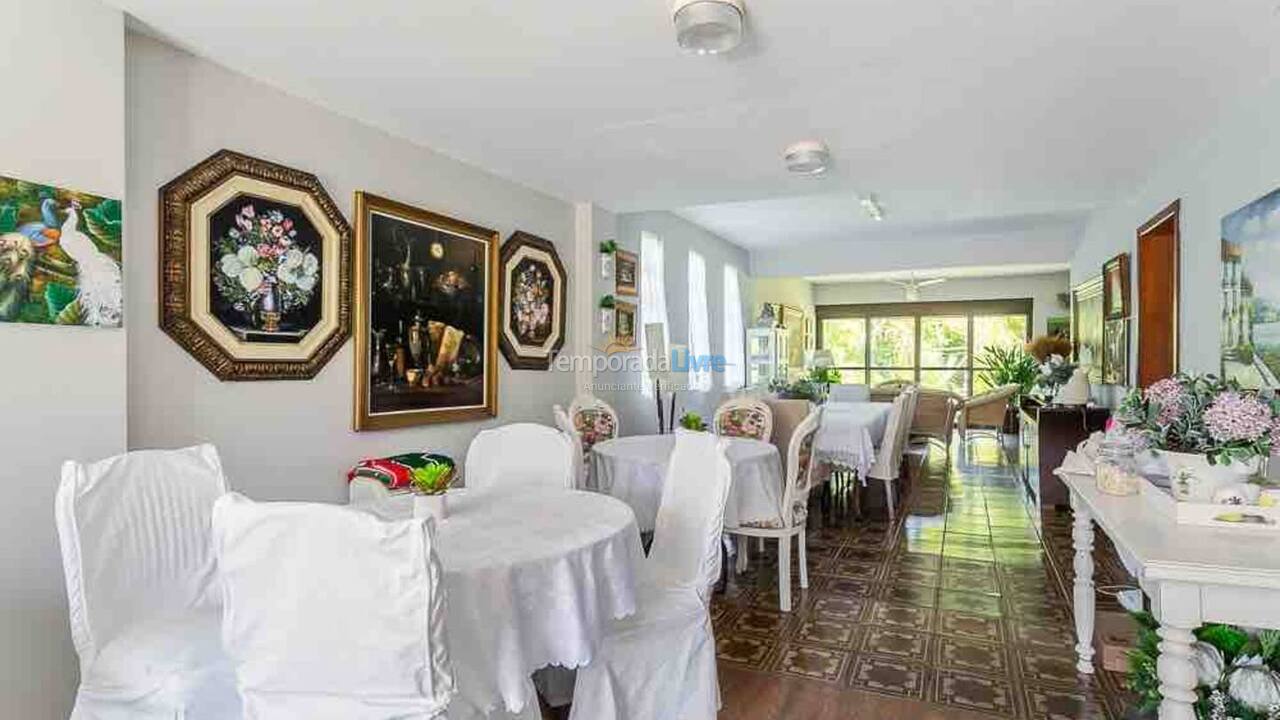 Casa para alquiler de vacaciones em Florianópolis (Praia Brava)
