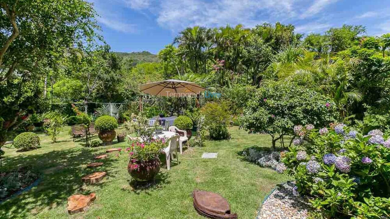 Casa para alquiler de vacaciones em Florianópolis (Praia Brava)