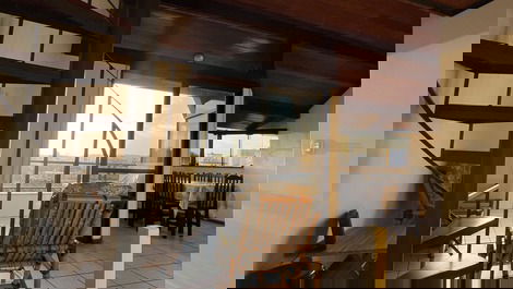 Triplex with sea view